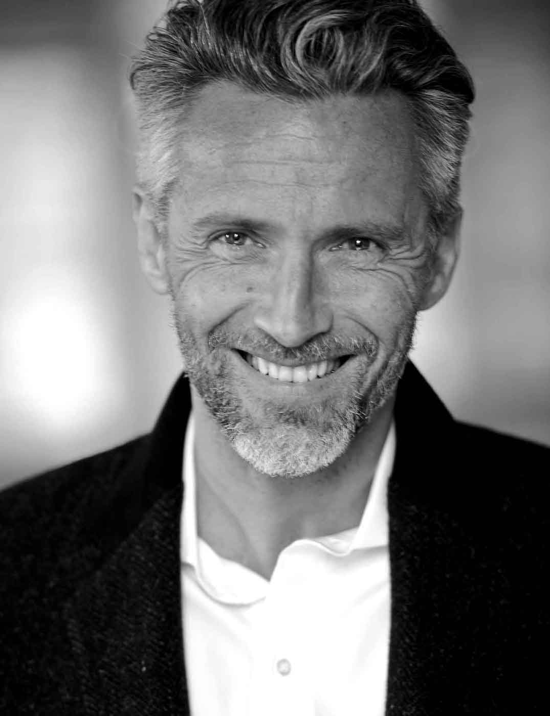 Fashion Photography: male mono suit portrait