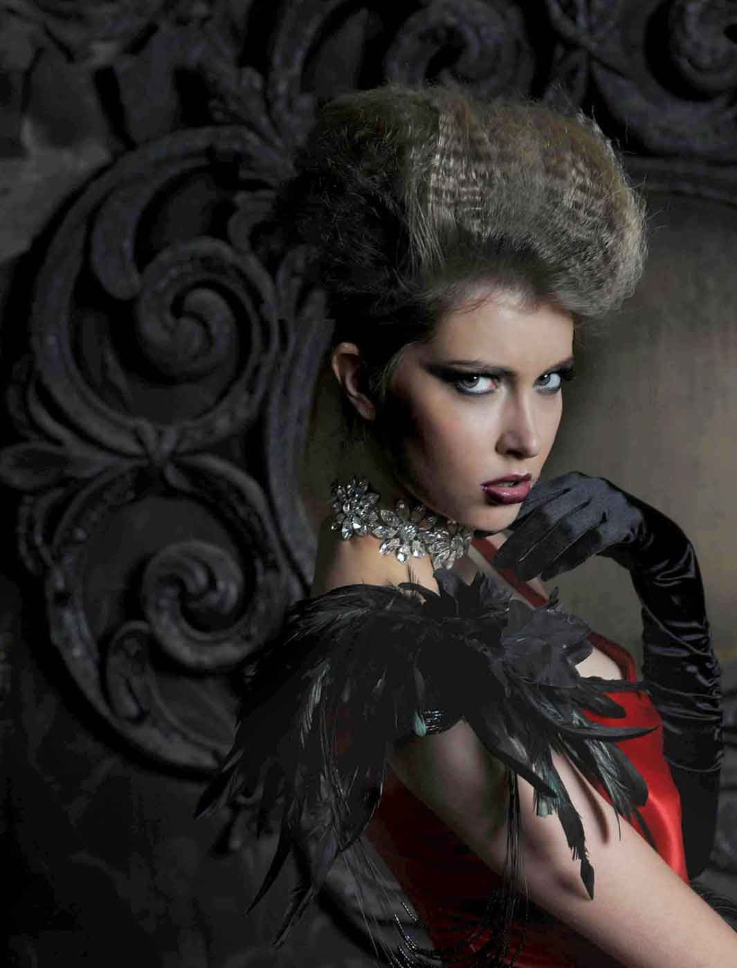 Fashion Photography: female La Mariée était en rouge magazine red dress jewellery